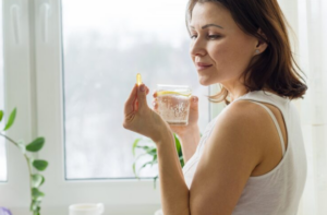 Qual melhor vitaminas para mulher depois dos 40 anos e como escolher corretamente?
