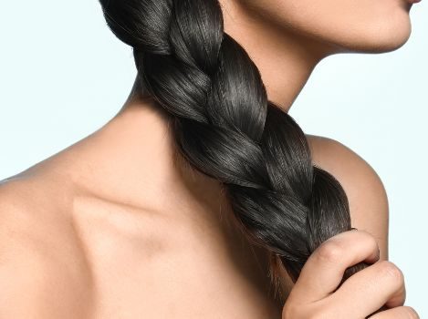 5 vitaminas e minerais essenciais para manter cabelos fortes - Farmácia Vida Natural